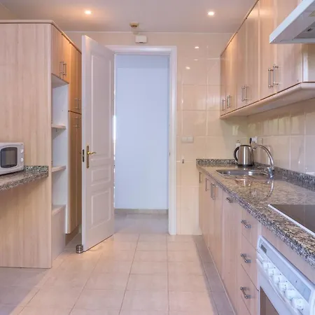 Elveria Hills Excellent Views 马尔韦利亚