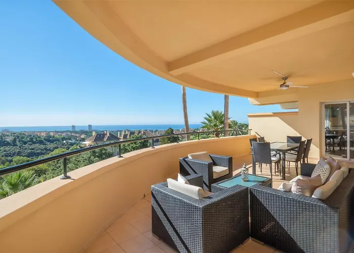 Elveria Hills Excellent Views